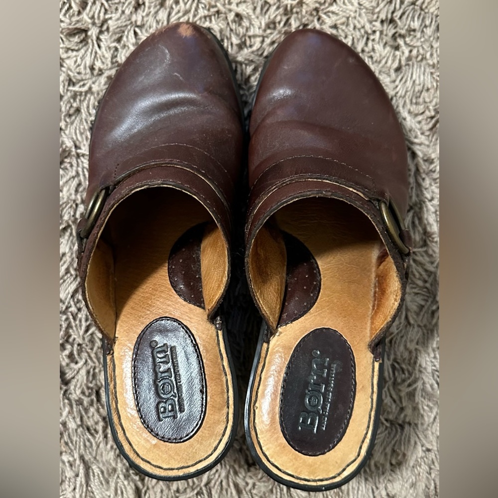 BORN brown wedges little mark on the front cork bottoms
